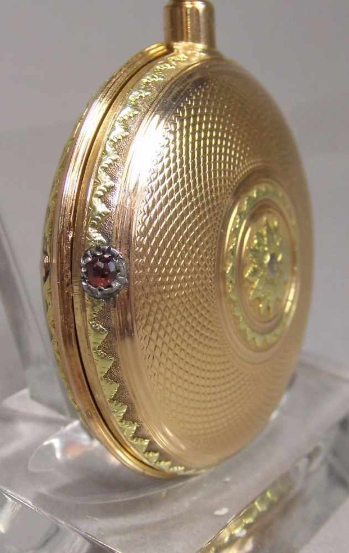 GOLDENE SPINDELTASCHENUHR / a golden pocket watch, bicolor Gold und mit französischen Punzen: - Image 4 of 12