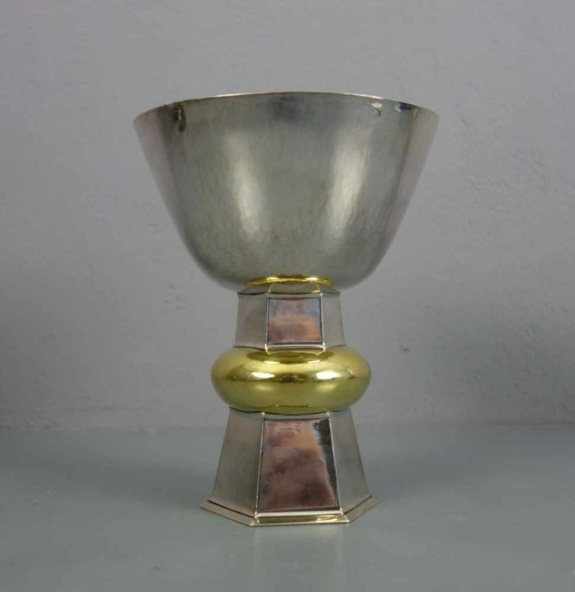 ZIBORIUM / LITURGISCHES GERÄT / ciborium, 925er Silber, partiell vergoldet (500 g), in Handarbeit - Bild 2 aus 4