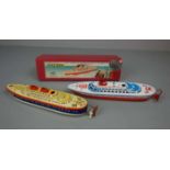 KONVOLUT BLECHSPIELZEUG / BOOTE - 2 Dampfer / tin toy boats, 20. Jh., farbig lithografiertes Blech