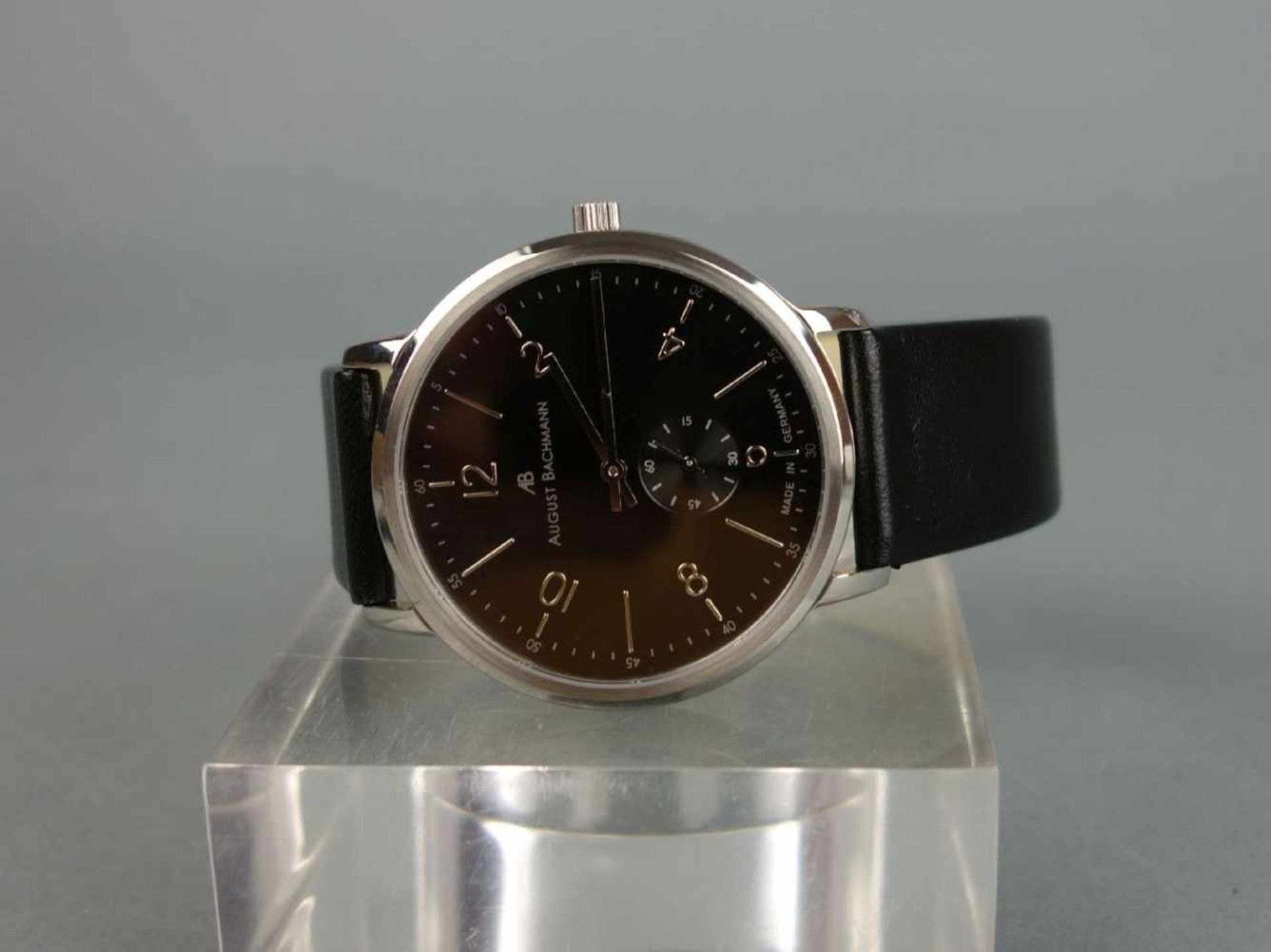 ARMBANDUHR / wristwatch, Quarz-Uhr, Manufaktur August Bachmann / Deutschland. Modell "10101.35.