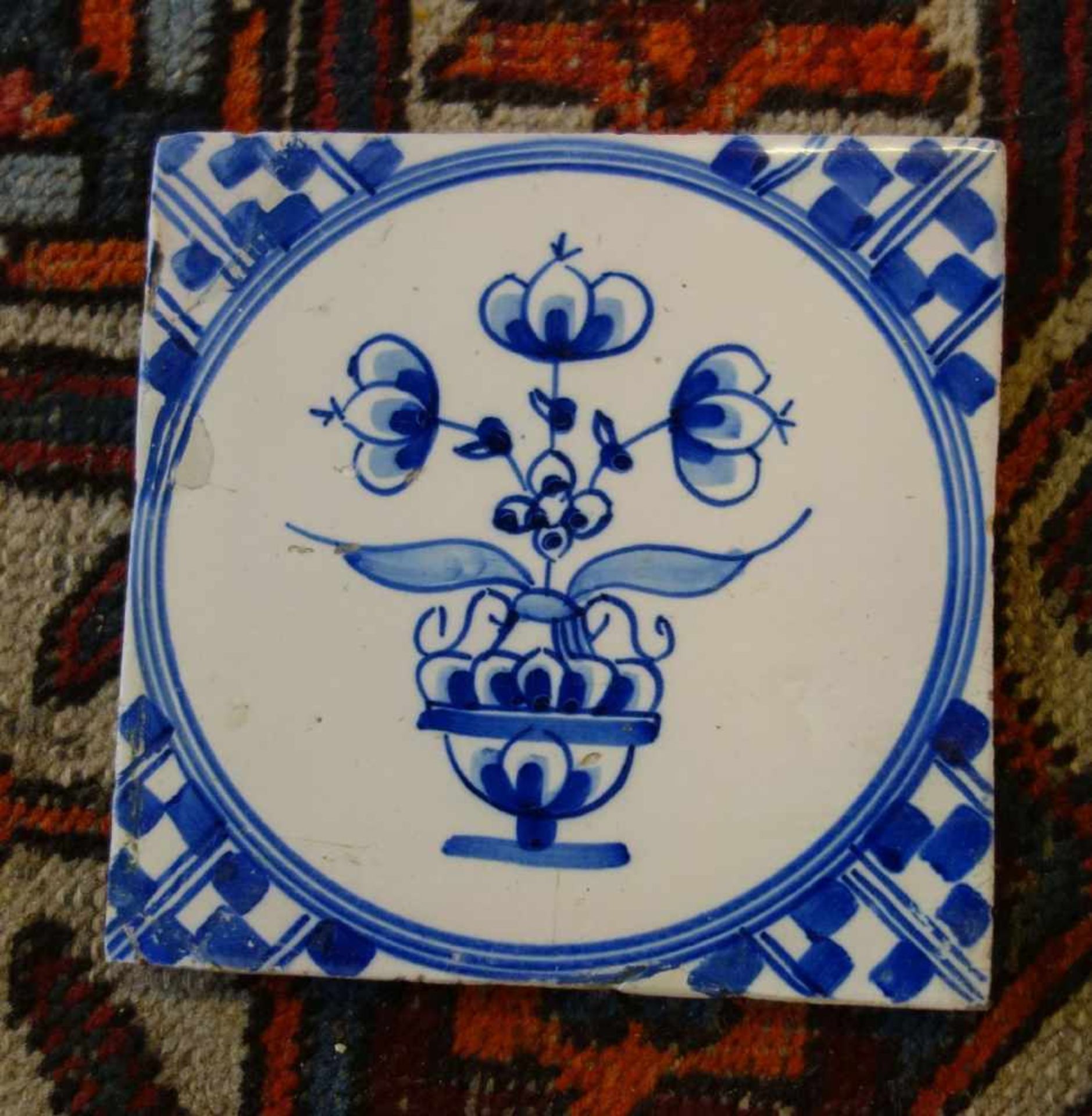 KONVOLUT VON 7 HOLLÄNDISCHEN FLIESEN, sog. DELFTER FLIESEN / DELFTER KACHELN / delft tiles, 19. Jh.; - Image 4 of 7