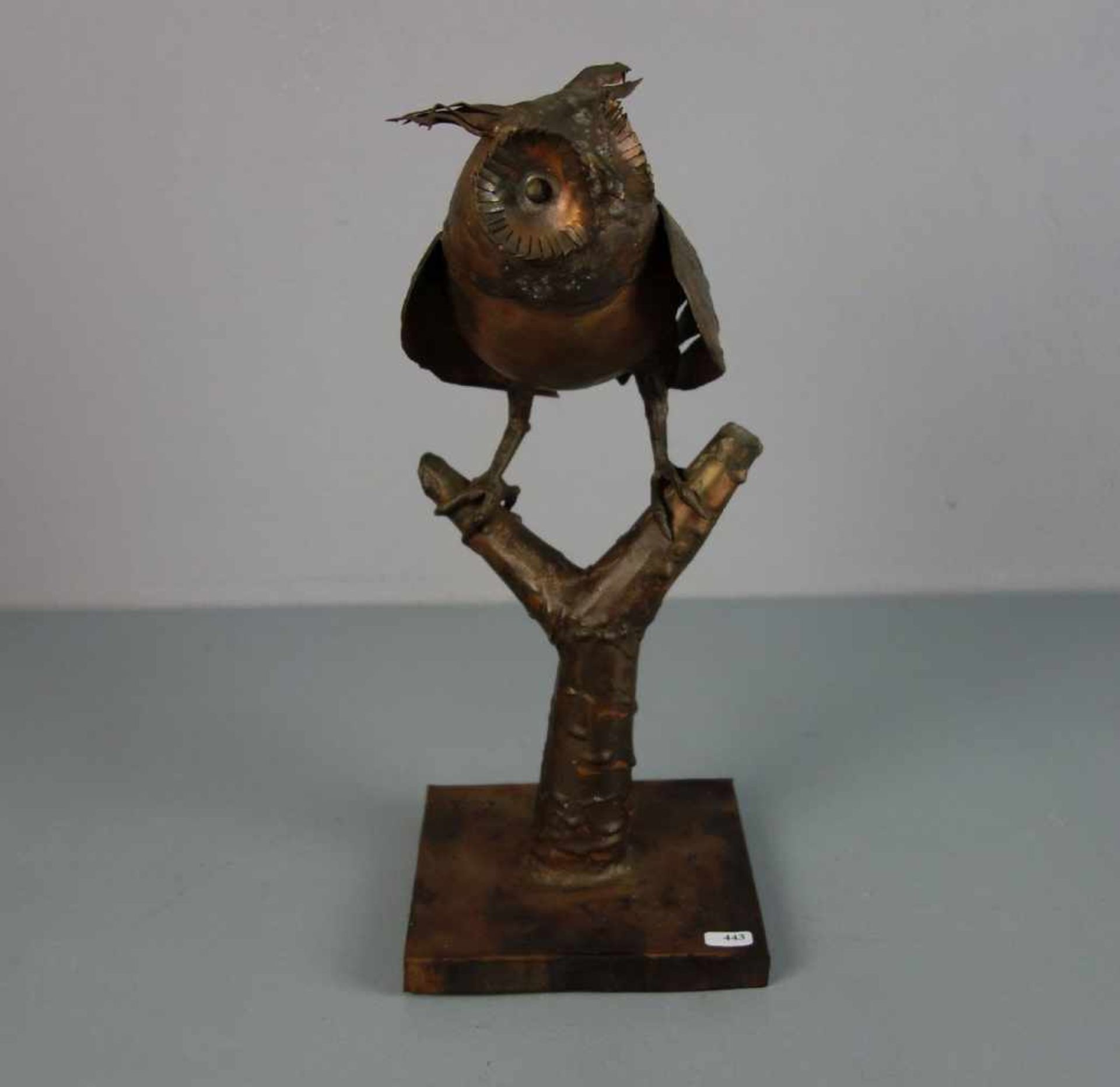 MONOGRAMMIST (C. M.; Bildhauer des 19./20. Jh.), Skulptur / scultpure: "Eule", Kupfer, in Handarbeit