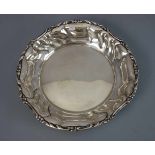 SILBERNE SCHALE / silver bowl, 800er Silber (625 g), gepunzt mit Halbmond, Krone, Feingehaltsangabe,