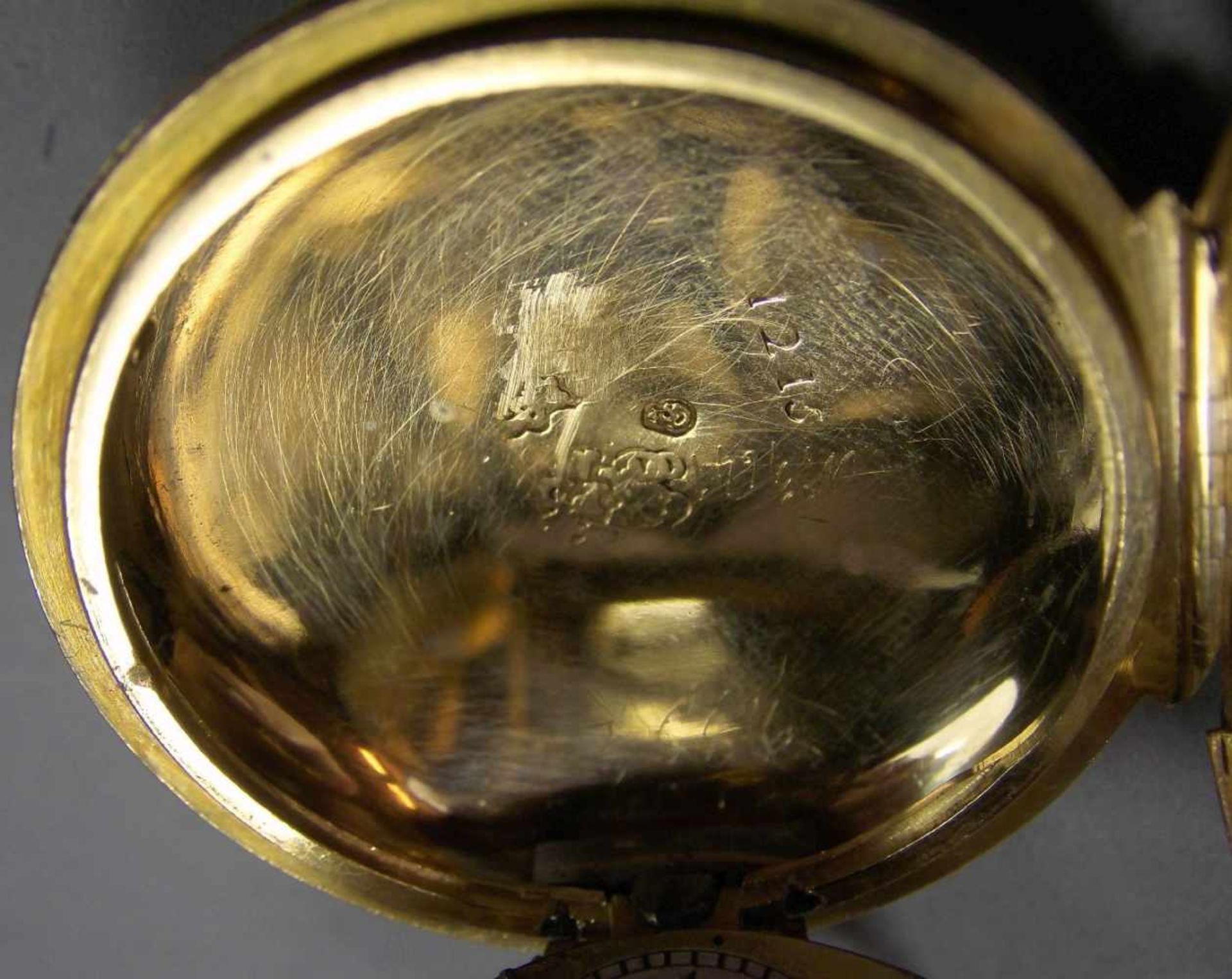 GOLDENE SPINDELTASCHENUHR / a golden pocket watch, bicolor Gold und mit französischen Punzen: - Image 3 of 12