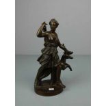 BRONZE-SKULPTUR: "DIANA / ARTEMIS / sog. Diana von Versailles"/ sculpture, um 1900, ungemarkt,