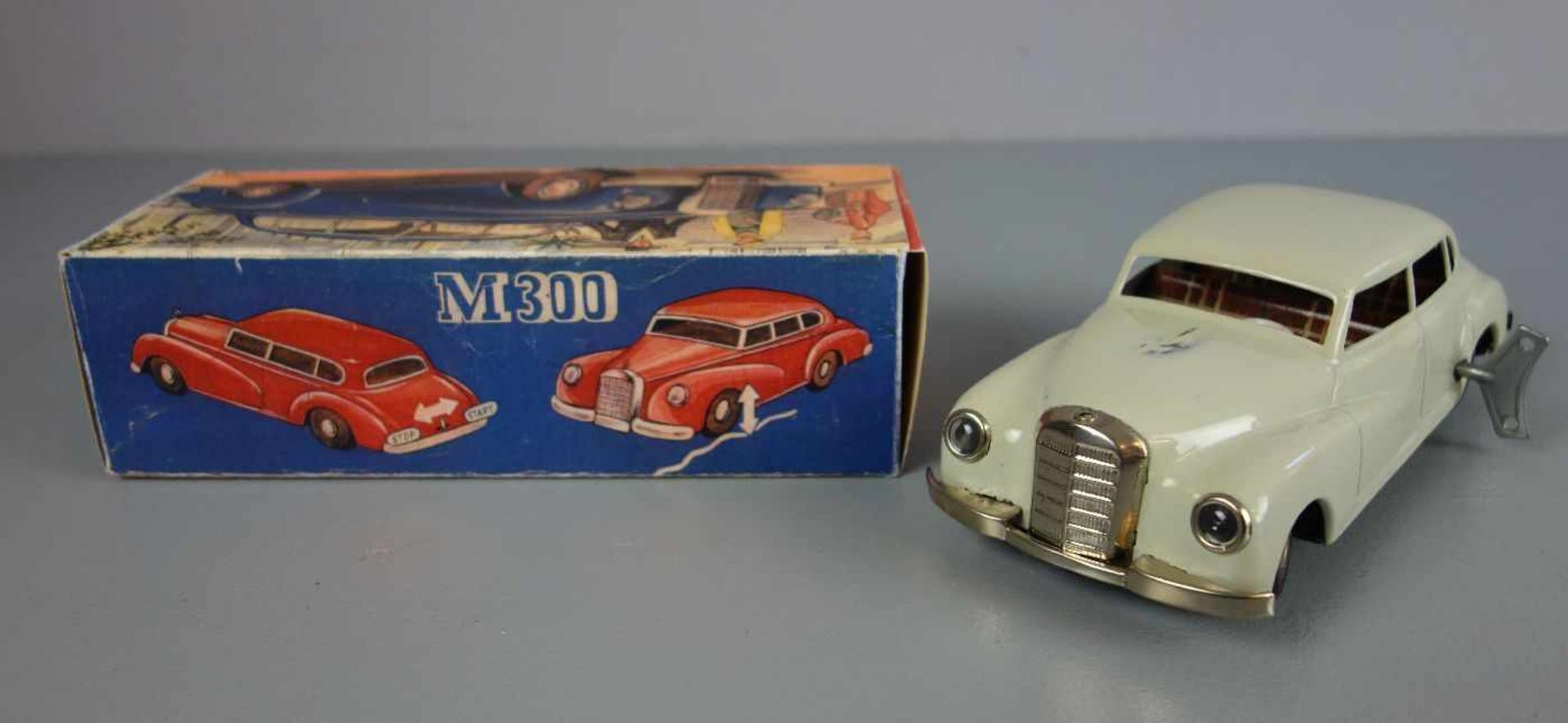 BLECHSPIELZEUG / FAHRZEUG: M300 Mercedes / tin toy car, Manufaktur JNF Neuhierl, 1950er Jahre, - Bild 4 aus 5