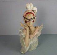 PORZELLAN - BÜSTE / porcelain figure "Maskenball / Junge Frau mit venezianischer Maske",