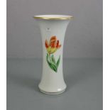 VASE, Porzellan, Manufaktur Meissen, unterglasurblaue Schwertermarke mit oberem Punkt, Marke 1924-