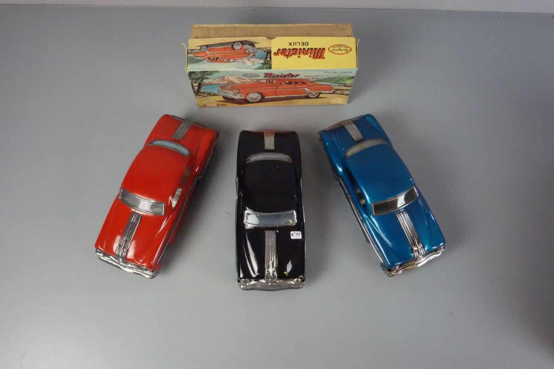 BLECHSPIELZEUG / FAHRZEUGE: 3 AUTOS - MINISTER - DELUX / three tin toy cars, Mitte 20. Jh., - Bild 2 aus 5