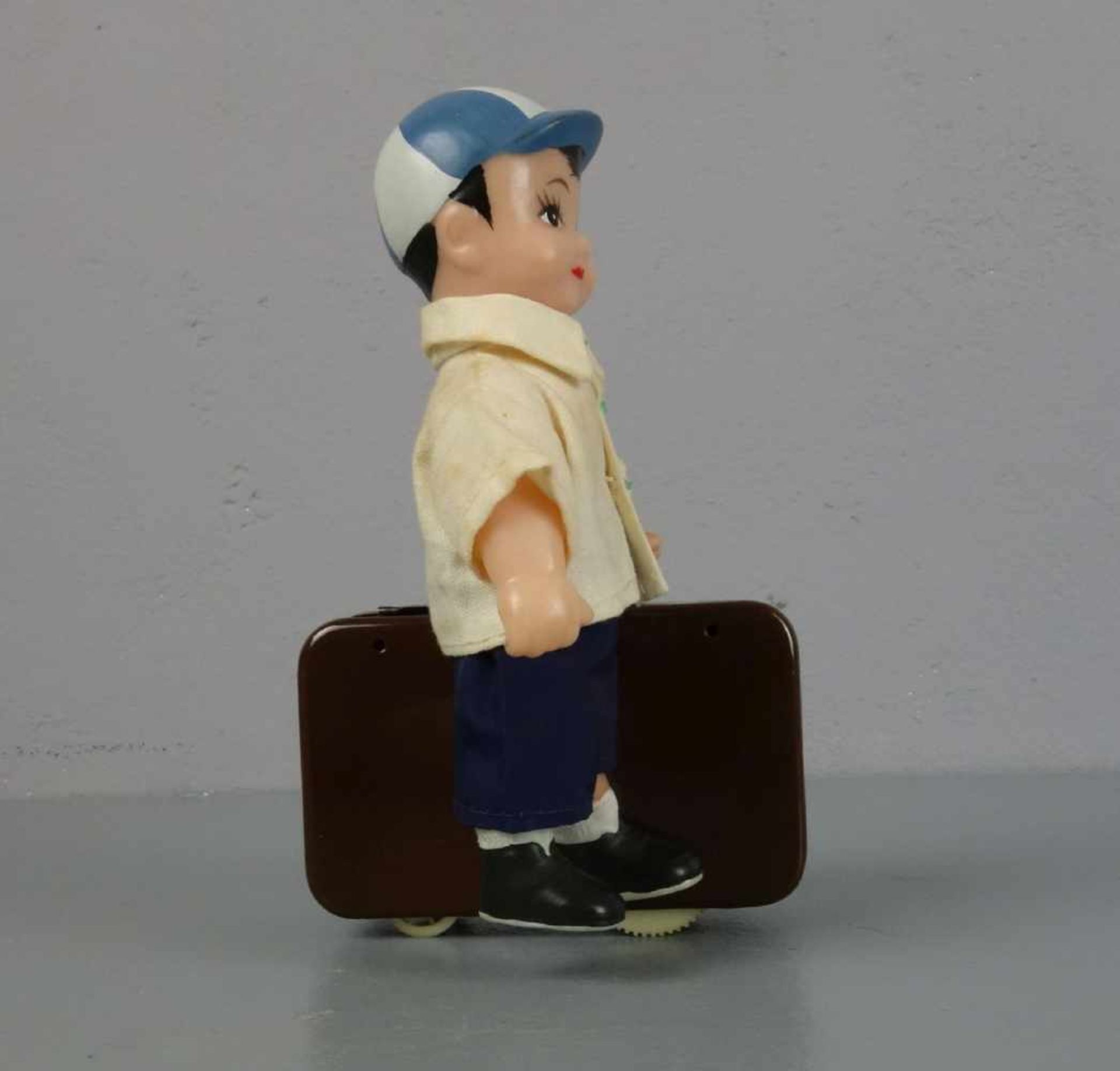 BLECHSPIELZEUG / SPIELZEUGFIGUR : Junge mit Koffer / Kofferträger / tin toy boy with a case, wohl - Bild 5 aus 6