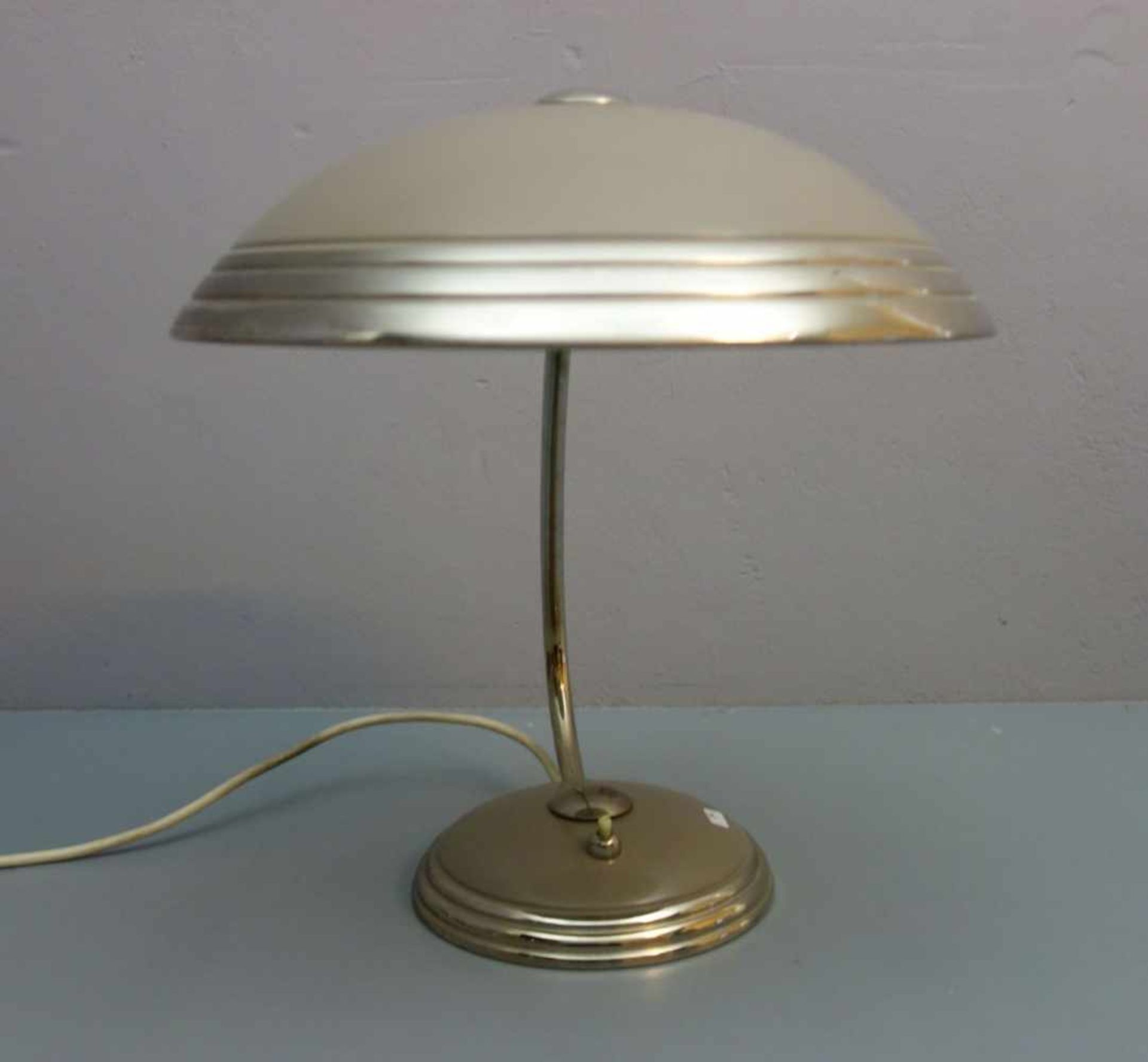 TISCHLAMPE / SCHREIBTISCHLAMPE / table desk lamp, 1950er Jahre, in der Art der von Christian Dell - Image 3 of 4
