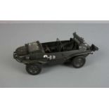 SCHWIMMFAHRZEUG VW 166 VON "GONIO" / military car, Metallmodell mit Blech- und Gussteilen sowie