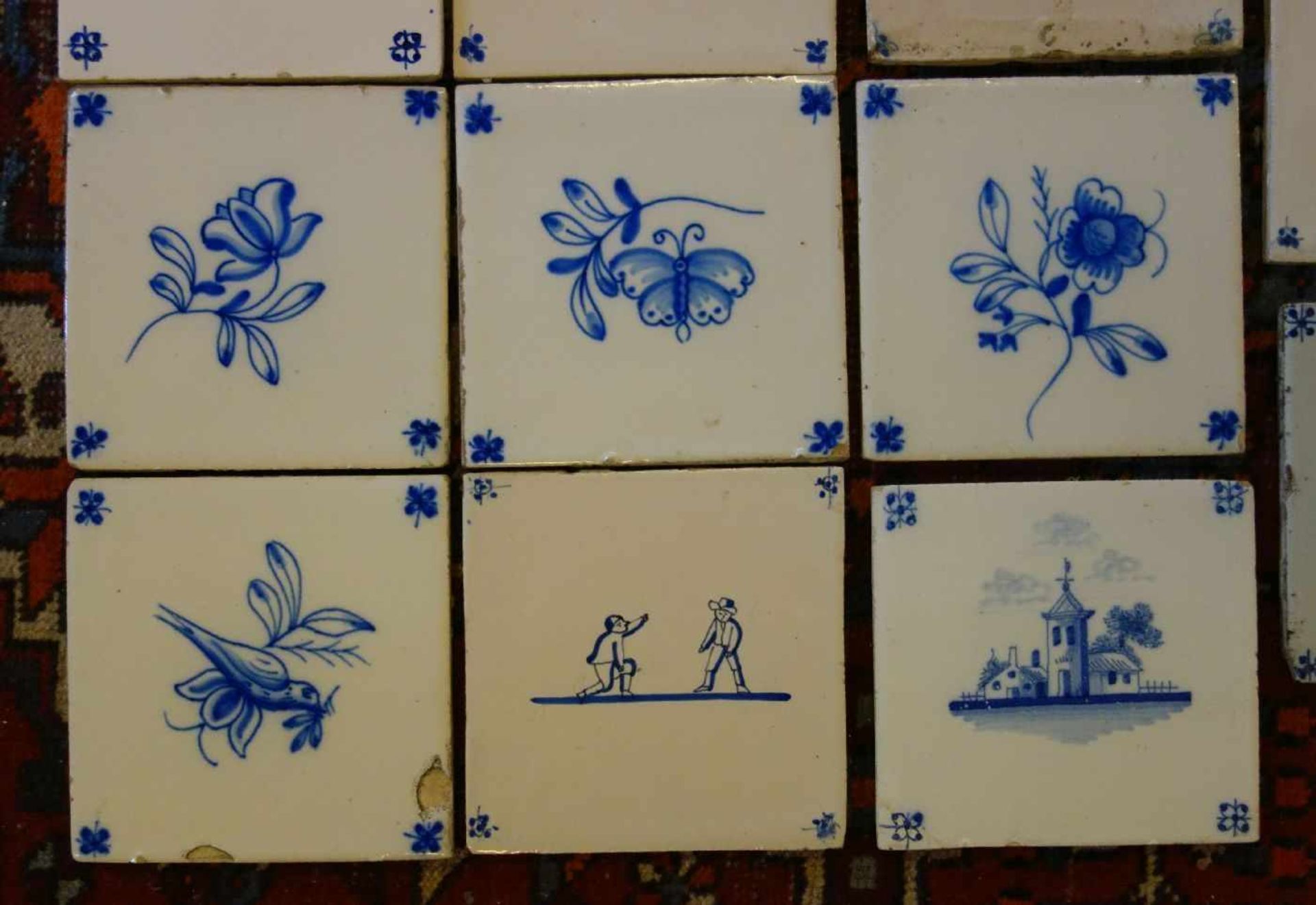 KONVOLUT VON 15 HOLLÄNDISCHEN FLIESEN / sog. DELFTER FLIESEN / DELFTER KACHELN / delft tiles, 19. - Bild 3 aus 9