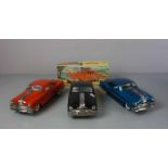 BLECHSPIELZEUG / FAHRZEUGE: 3 AUTOS - MINISTER - DELUX / three tin toy cars, Mitte 20. Jh.,