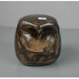 OVERBERG, ROLF (Osnabrück 1933- 1993, ebd.), Skulptur / owl pottery sculpture: "Eule / Eulenobjekt",