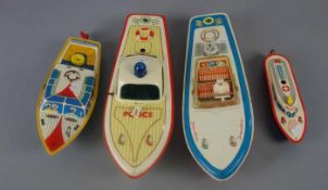 KONVOLUT BLECHSPIELZEUG / BOOTE - 4 Schiffe / Boote / tin toy boats, 20. Jh., farbig lithografiertes