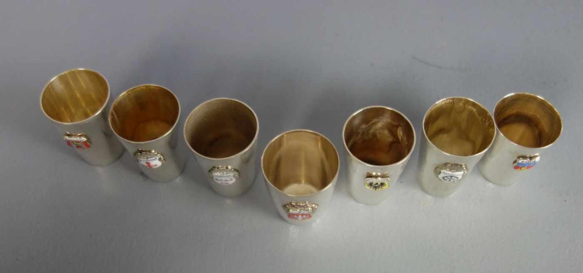 7 ANDENKENBECHER / SCHNAPSPINNCHEN / KLEINE SAMMELBECHER / silver shot glasses, 20. Jh., 2 x - Image 2 of 4