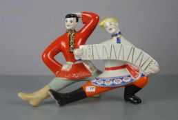 PORZELLAN - FIGURENGRUPPE / porcelain figure: "Russischer Volkstanz", Porzellan, unter dem Stand mit