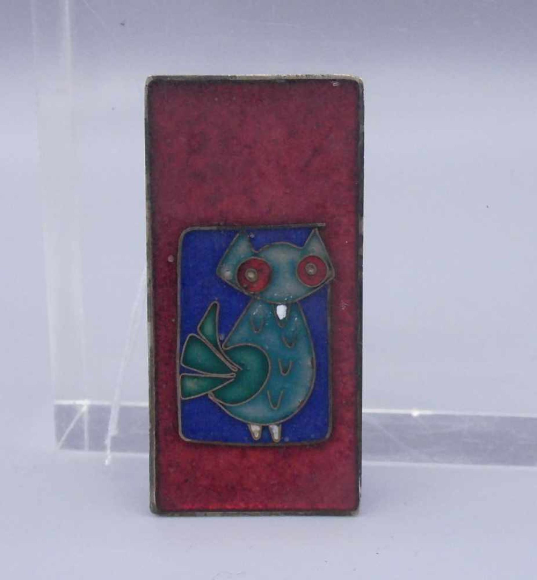 ANHÄNGER MIT EULENDEKOR / EMAILLESCHMUCK / pendant with enamel patterns, Mitte 20. Jh., ungemarkt,