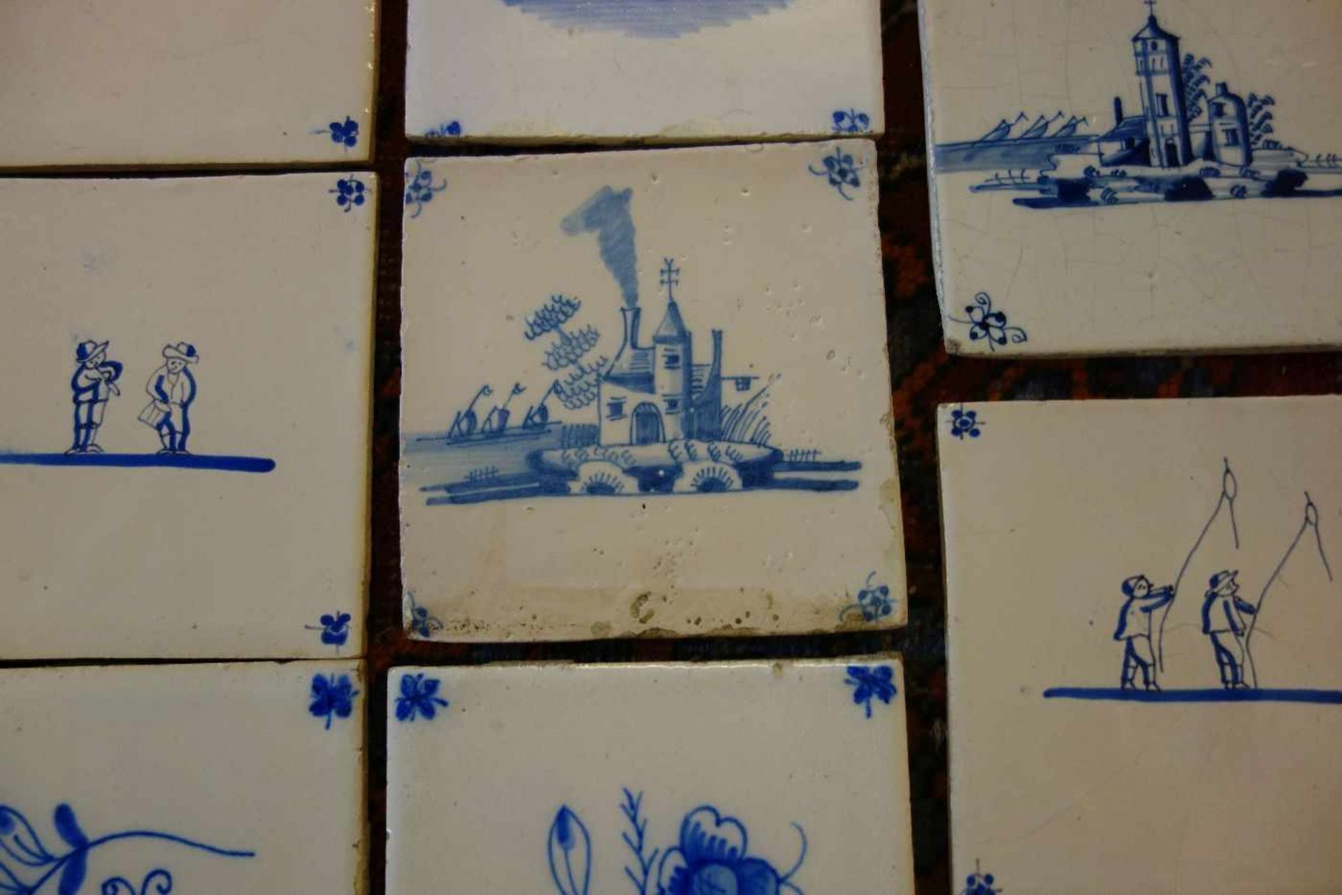 KONVOLUT VON 15 HOLLÄNDISCHEN FLIESEN / sog. DELFTER FLIESEN / DELFTER KACHELN / delft tiles, 19. - Bild 5 aus 9