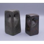 OVERBERG, ROLF (Osnabrück 1933- 1993, ebd.), 2 Skulpturen / two owl pottery sculptures: "Eulen /