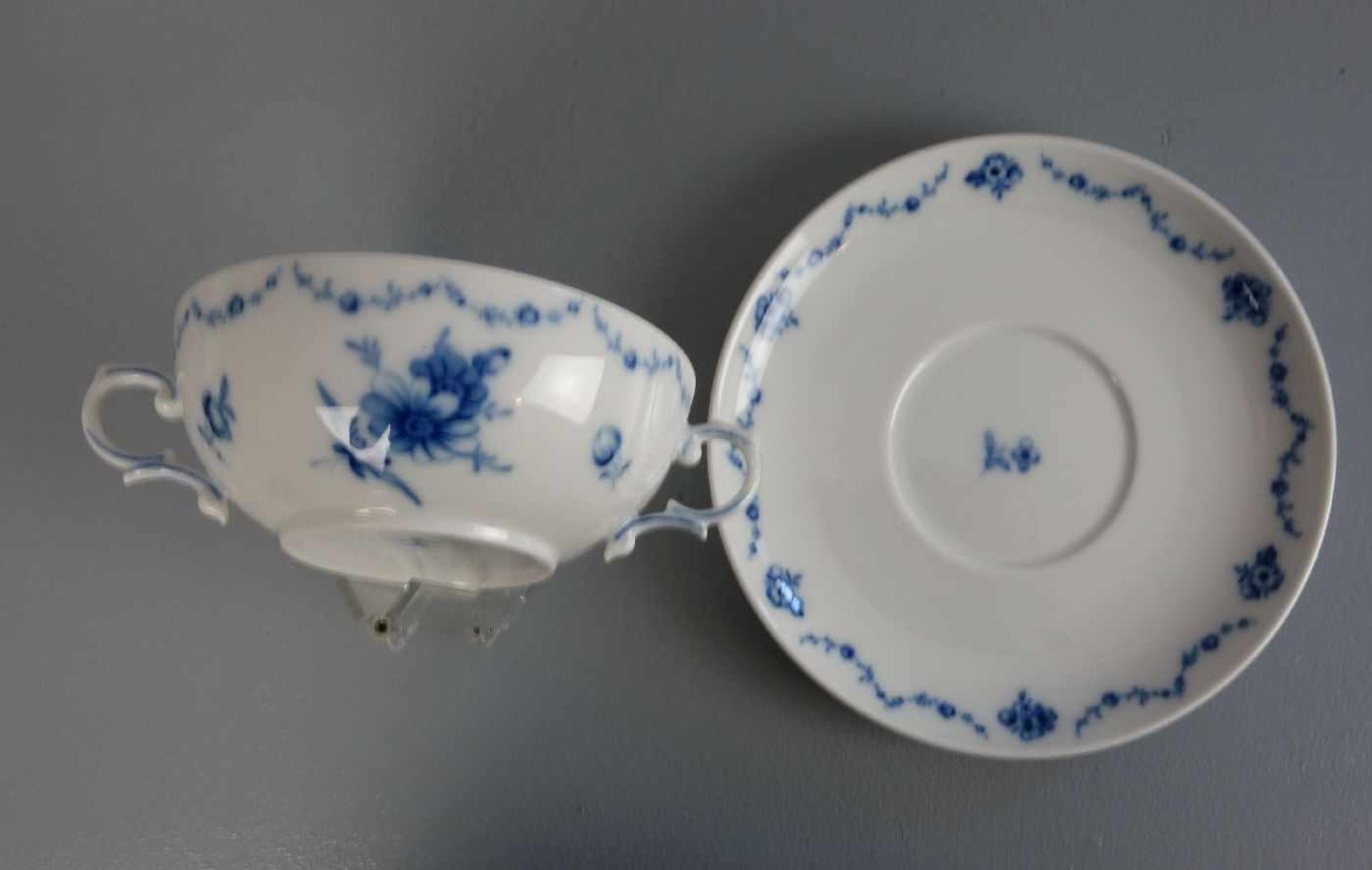 SPEISESERVICE / dinner ware, Manufaktur Fürstenberg, Form "Alt Fürstenberg", Dekor "Lottine" in blau - Bild 3 aus 7