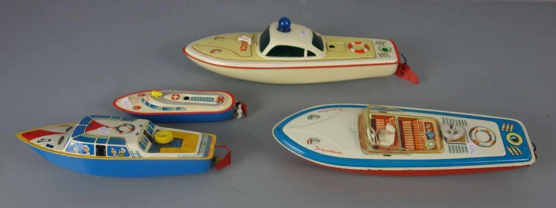 KONVOLUT BLECHSPIELZEUG / BOOTE - 4 Schiffe / Boote / tin toy boats, 20. Jh., farbig lithografiertes - Bild 3 aus 3