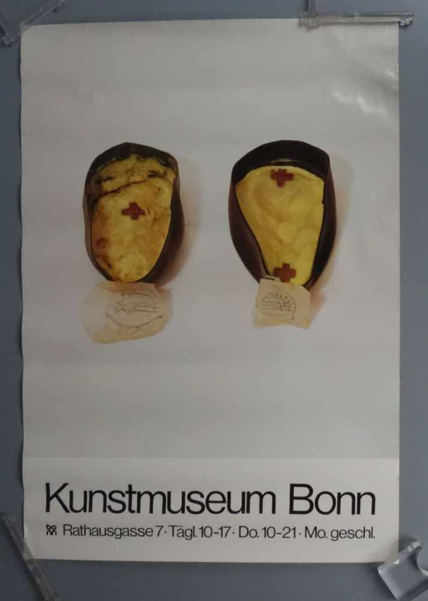 JOSEPH BEUYS - PLAKAT: "Kunstmuseum Bonn, Rathausgasse 7,…", ohne Jahr. 84 x 59 cm (Blatt leicht