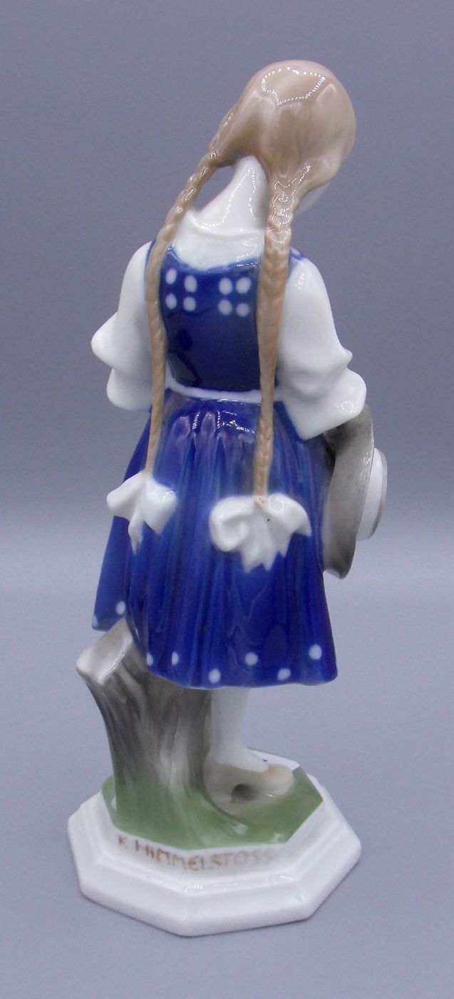 PORZELLANFIGUR "Tiroler Mädchen" / porcelain sculpture of a tyrolean girl, Manufaktur Rosenthal, - Image 3 of 6