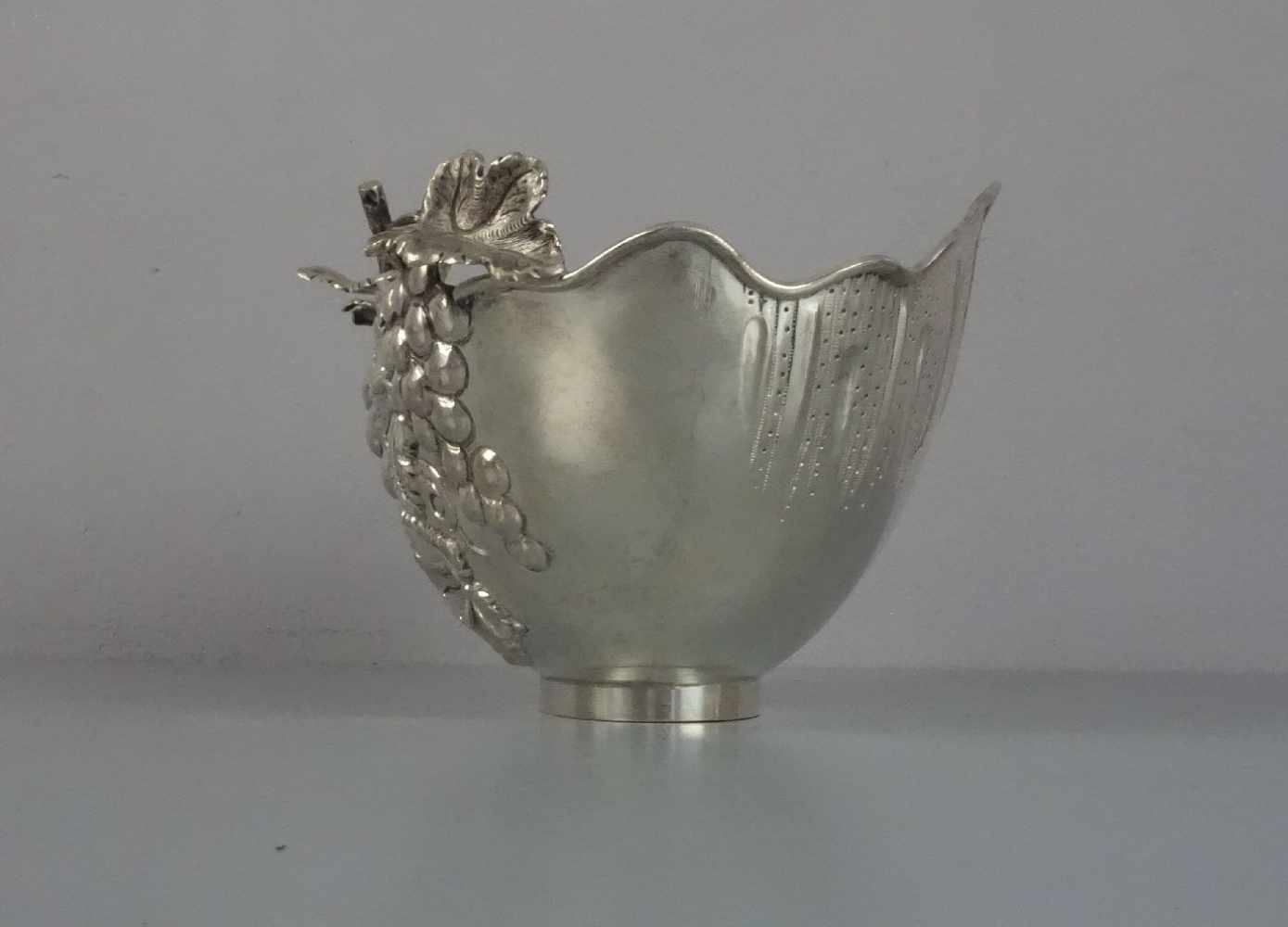 OVALE ANBIETSCHALE / OBSTSCHALE / TRAUBENSCHALE / silver fruit bowl, 900er Silber, 691 Gramm, - Image 2 of 4