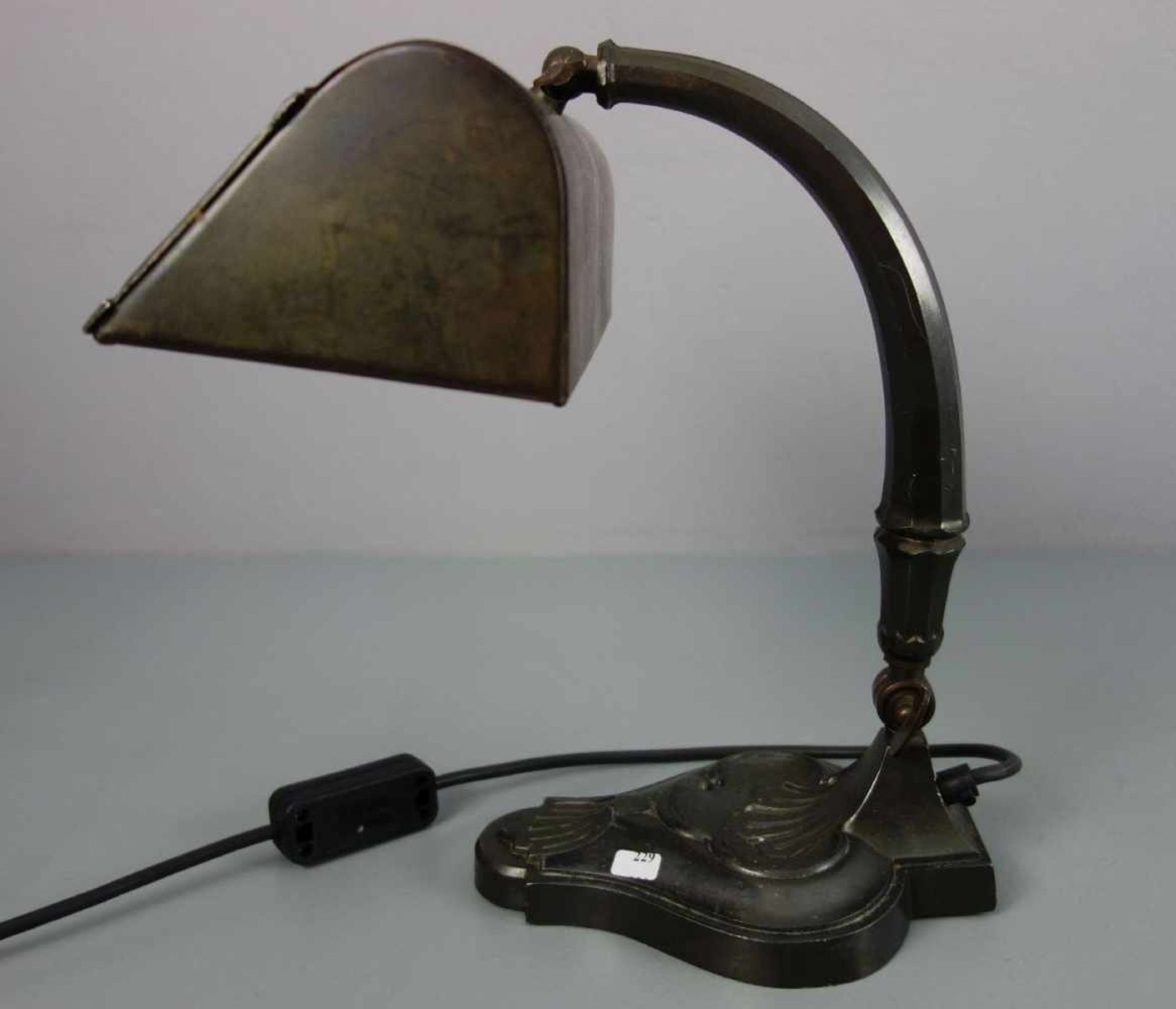 SCHREIBTISCHLAMPE / BIBLIOTHEKSLAMPE / desk lamp, bronziertes Metall mit elfenbeinfarbenem - Image 5 of 5