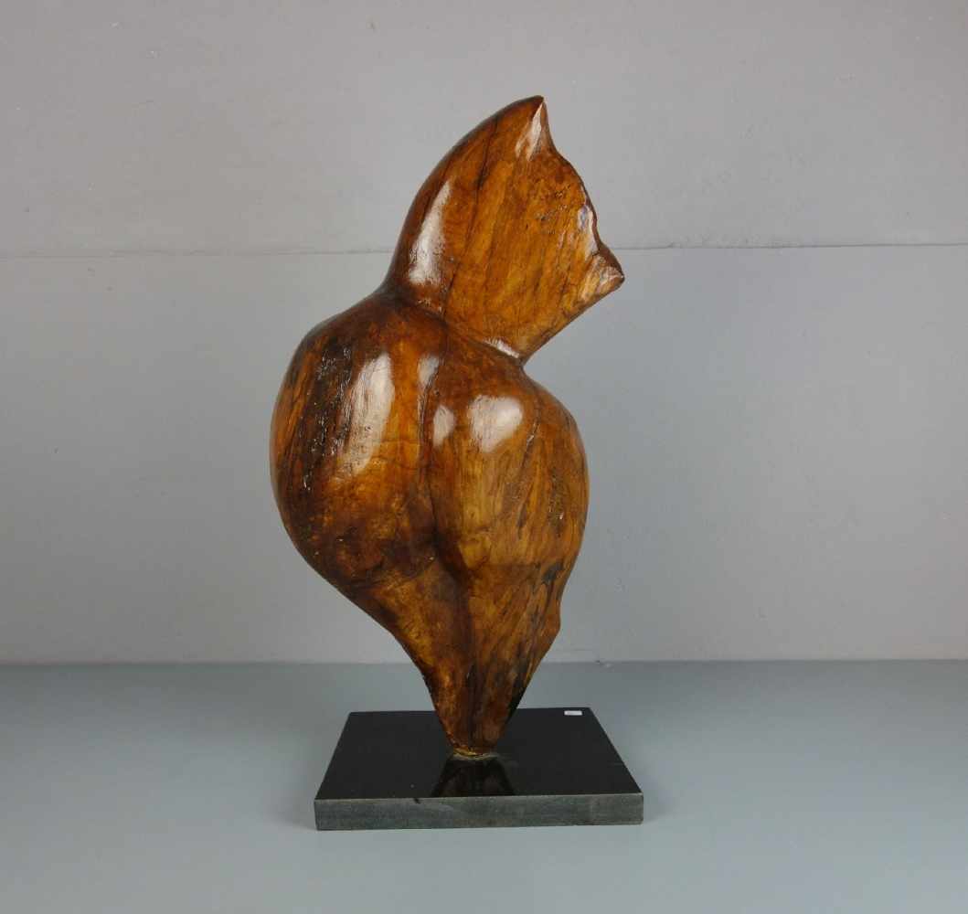 BILDHAUER DES 20./21. Jh., Skulptur / sculpture: "Weiblicher Akt / Torso", Holz, geschnitzt und - Image 3 of 4