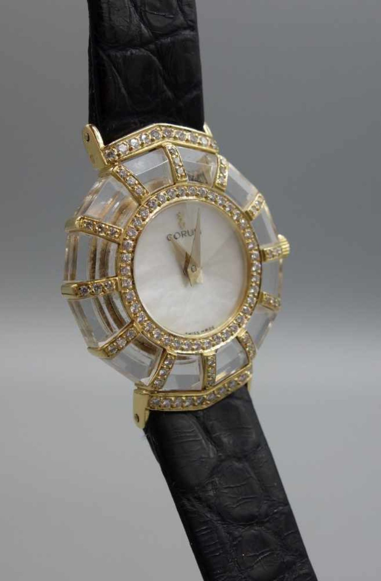 DAMEN ARMBANDUHR - CORUM CRYSTAL / Ladies Wristwatch, Quarz, Manufaktur Corum / Schweiz. Polygonal