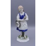PORZELLANFIGUR "Tiroler Mädchen" / porcelain sculpture of a tyrolean girl, Manufaktur Rosenthal,