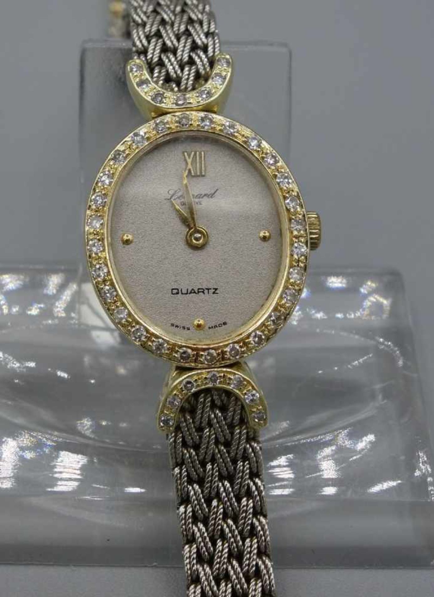 ELEGANTE DAMEN-ARMBANDUHR - LÉONARD / wristwatch, 2. H. 20. Jh., Quarz-Uhr, Manufaktur Léonard / - Bild 2 aus 7