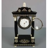 FREIMAUER SÄULENUHR / TISCHUHR / masonic table clock, wohl 1. H. 19. Jh., Frankreich. Geschwärztes