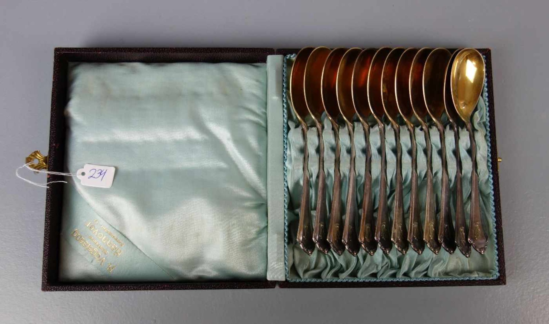 12 KAFFEE - ODER TEE - LÖFFEL / silver spoons, 800er Silber (insgesamt 298 g), gepunzt mit Halbmond,