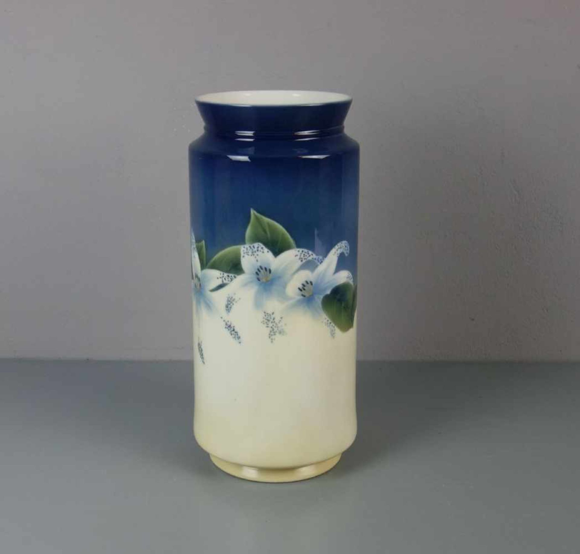 VASE, Manufaktur Royal Copenhagen, Dänemark, Marke 1937. Formentwurf Arnold Krog, 1887: Konischer