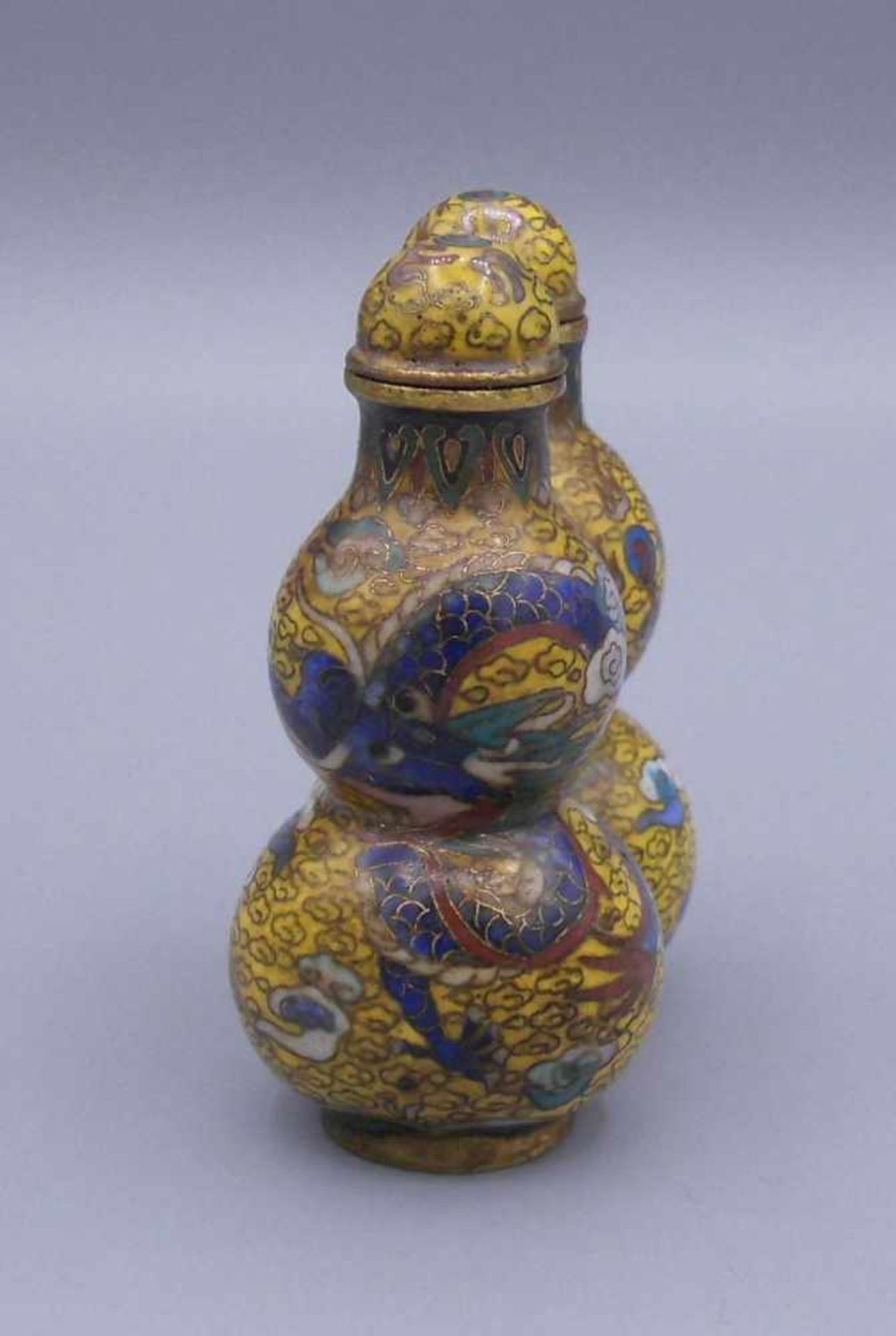 CLOISONNÉ - SNUFFBOTTLE / DOPPEL-SCHNUPFTABAKBEHÄLTER, China, Emaille über Messing. Doppel- - Image 4 of 7