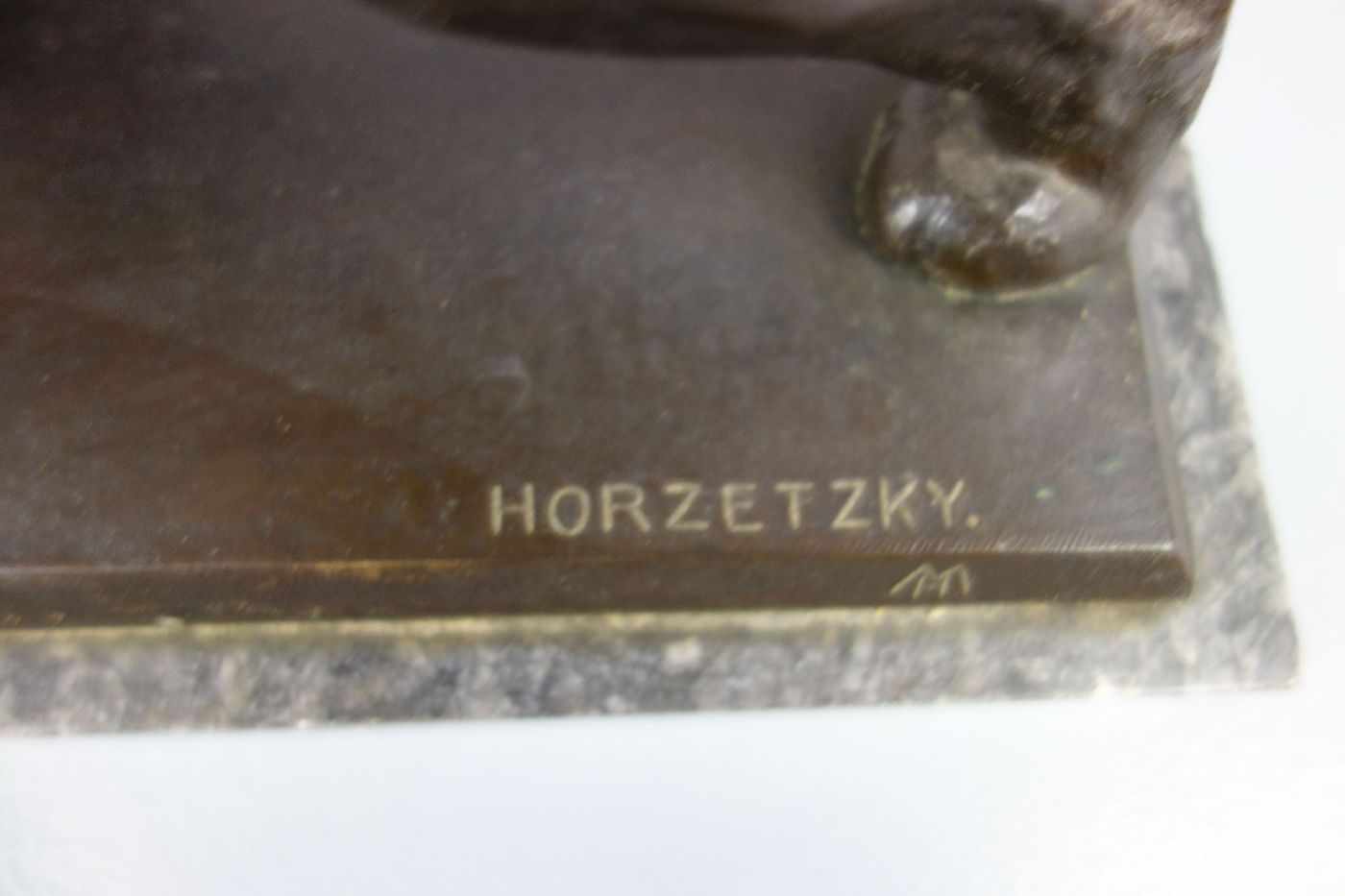 HORZETZKY, HENNING (geb. 1889 in Straßburg), Skulptur / sculpture: "Schreitender Löwe", Bronze, - Image 5 of 5