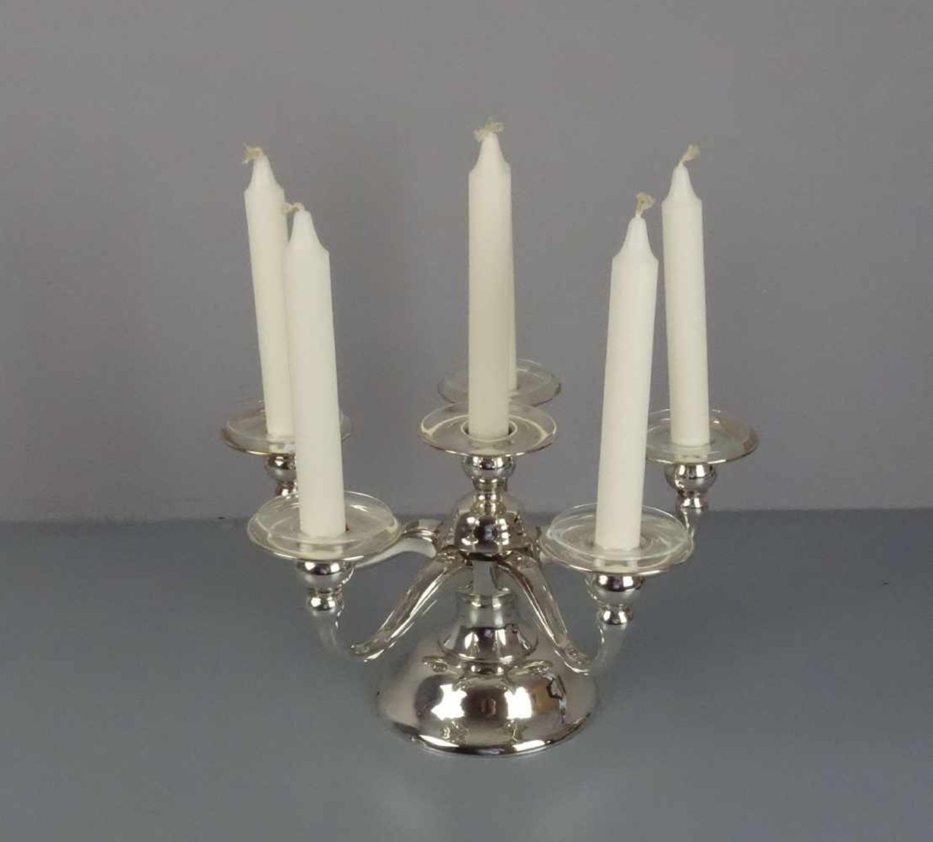 KANDELLABER / KERZENSTÄNDER / candlestick, 20. Jh., deutsch, 835er Silber, 877 Gramm. Unter dem