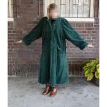 GRÜNER DASCO NERZMANTEL / SWINGMANTEL / green mink fur coat, 1980er Jahre, gearbeitet in weit