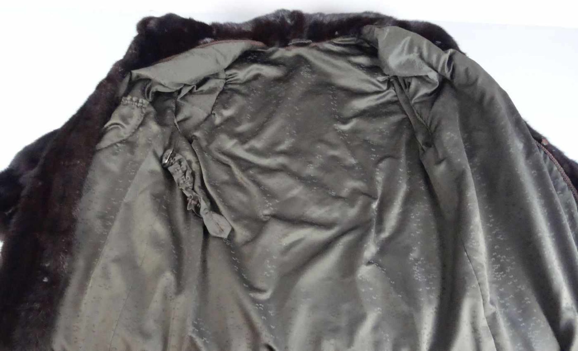 VINTAGE NERZ-MANTEL / dark brown (scanblack) mink coat, wohl 1980er Jahre, Größe ca. 38 / 40. - Bild 3 aus 3