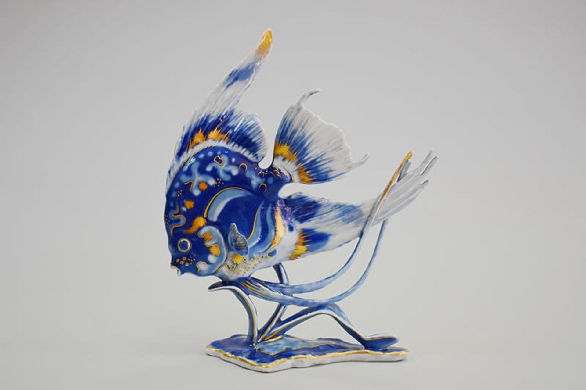 Porzellanfigur Rosenthal FischMindestpreis 100Bezeichnung Porzellanfigur Rosenthal Fisch