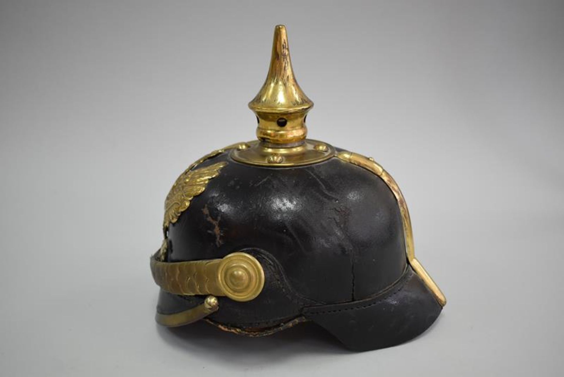 Preußische Pickelhaube wohl Typ 1895Mindestpreis 100Bezeichnung Preußische Pickelhaube wohl Typ - Bild 3 aus 6