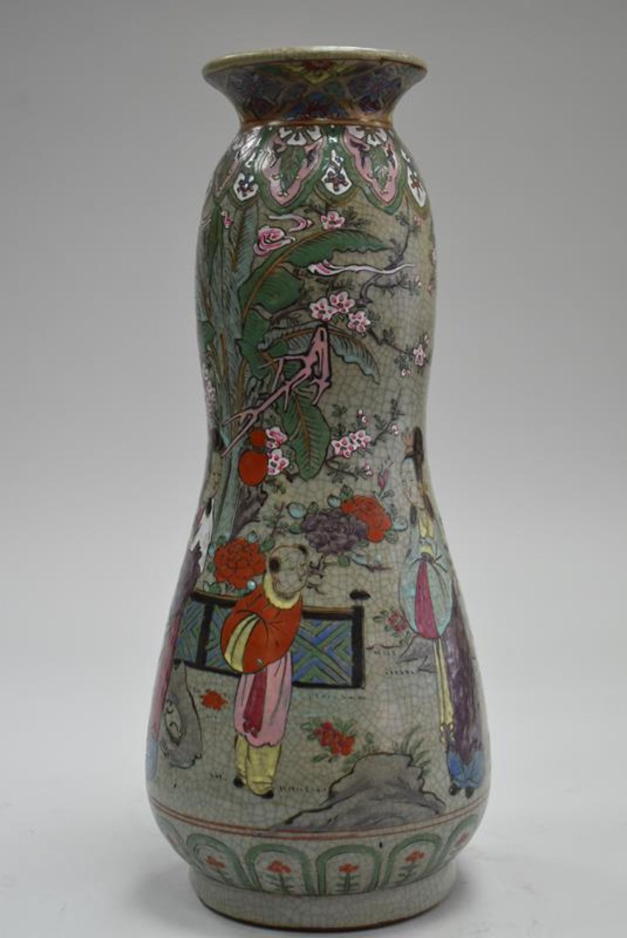 Chinesische Keramikvase um 1900Mindestpreis 160Bezeichnung Chinesische Keramikvase um 1900