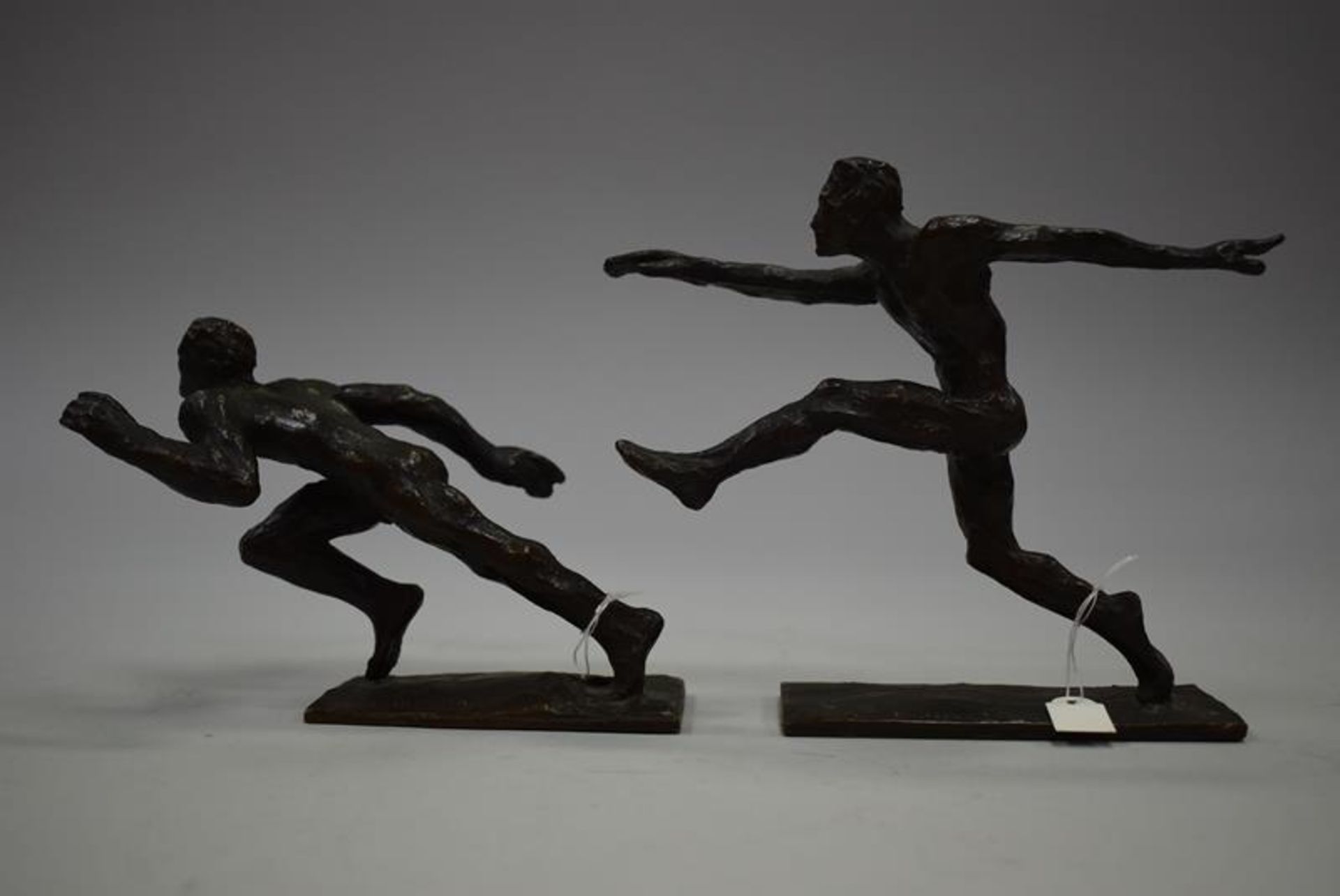 Ludwig Kunstmann (1877-1961) 2 Bronze Figuren "Sprinter & Weitspringer"Mindestpreis 300Bezeichnung