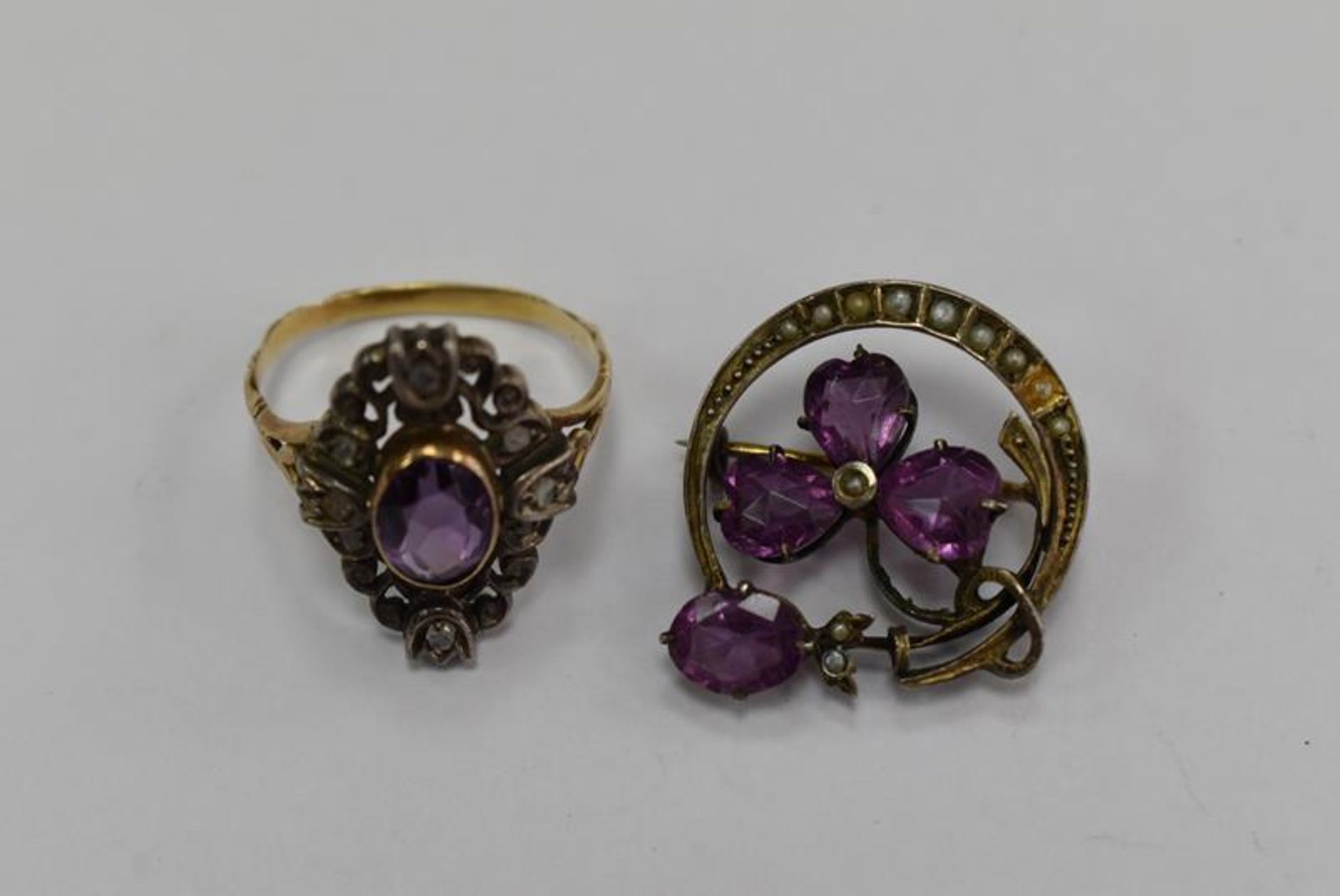 Ring und Brosche um 1880Mindestpreis 120Bezeichnung Ring und Brosche um 1880