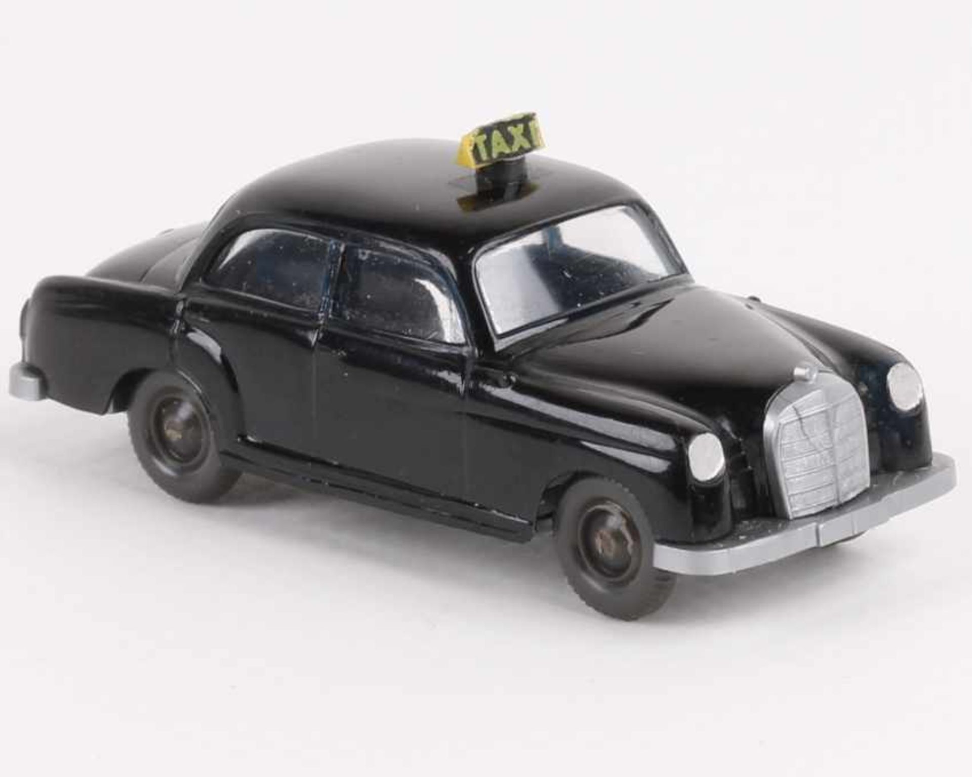 WikingMercedes 180 Taxi149/4, sehr gut bis neuwertig