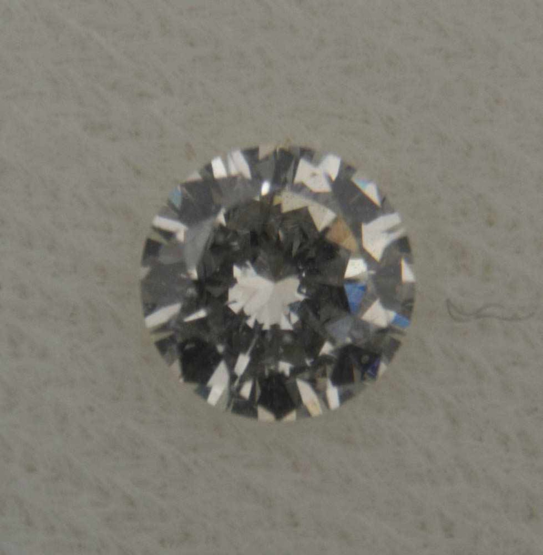 KONVOLUT BRILLANTEN, verschiedene Größen/FarbenKonvolut von Diamanten in Brilliantschliff, - Image 2 of 14